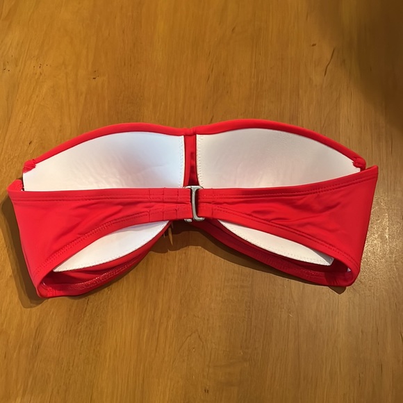 Red strapless bikini top - Picture 2 of 2